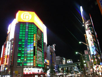 秋葉原　電気街